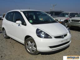 Автомобиль Honda Fit, 2002 г.