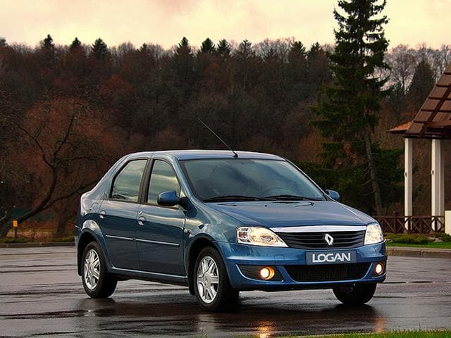 Автомобиль Renault Logan, 2010 г.
