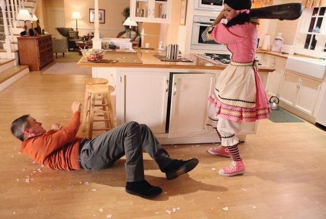 Сериал "Отчаянные домохозяйки" (2012)