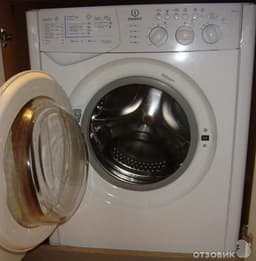 Стиральная машина Indesit WISL 103