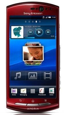 Телефон Sony Ericsson Xperia neo