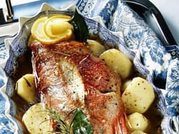 Запечённый морской окунь