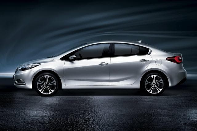 Автомобиль Kia CERATO, 2014 г.