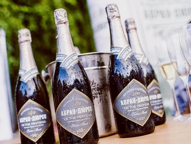 Абрау-Дюрсо Victor Dravigny Extra Brut
