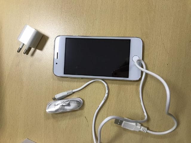 Телефон Apple Iphone 7