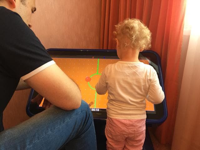 Интерактивный стол smart kids