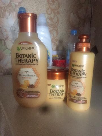 Шампунь Garnier Маточное молочко и прополис