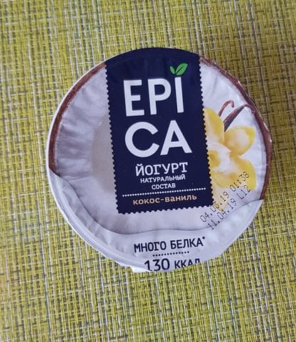 Йогурт с кокосом и ванилью Epica
