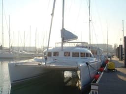АРЕНДА ЛОДОК И ЯХТ ДЛЯ ПУТЕШЕСТВИЙ Rentalyachts.co
