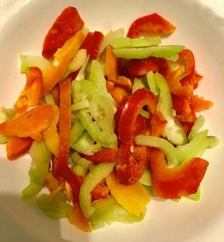 Перец сладкий нарезанный