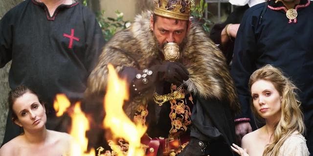 Фильм "Игрища престолов" (2019)