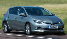 Автомобиль Toyota Auris