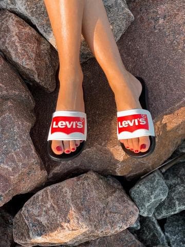 Сланцы Levis