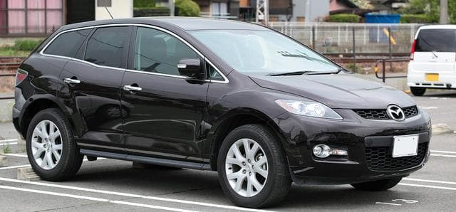 Автомобиль Mazda CX7, 2007 г.