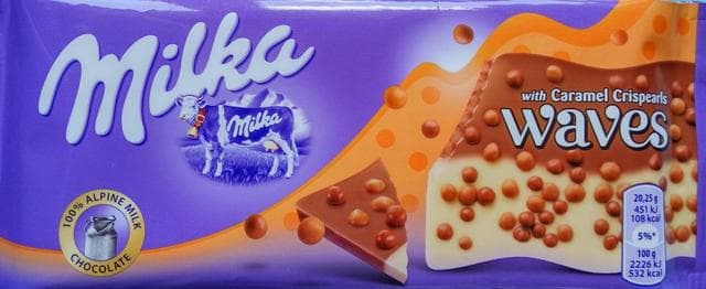 Milka Waves caramel crispearls