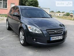 Автомобиль Kia Ceed, 2007 г.