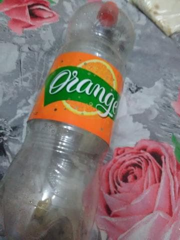 Лимонад " Orange" он от марки Монетка.