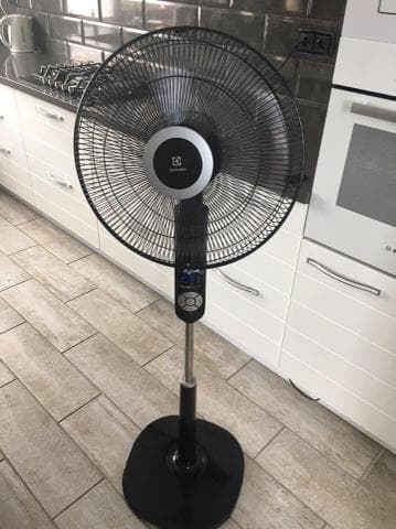 Вентилятор Electrolux EFF-1004i