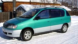 Автомобиль Toyota ipsum, 1997 г.