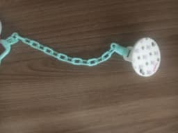 Lubby соскодержатель