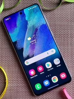 Телефон Samsung Galaxy S21 FE 5G