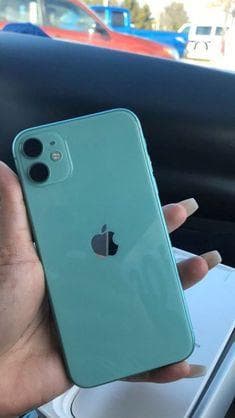 Телефон Apple 