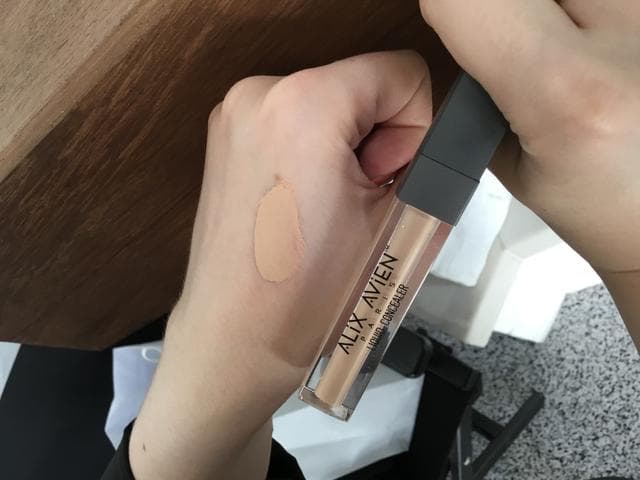 Корректор для лица ALIX AVIEN LIQUID CONCEALER 104 WARM BISQUE