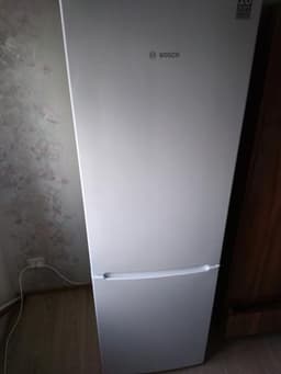 Холодильник Bosch KGV36NW1AR