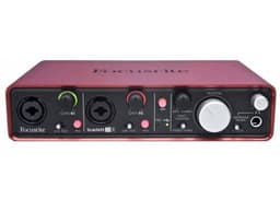 Звуковая карта Focusrite Scarlett 2i2