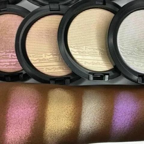 Хайлайтер MAC Extra dimension skinfinish