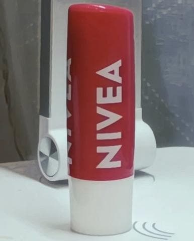 Бальзам для губ Nivea