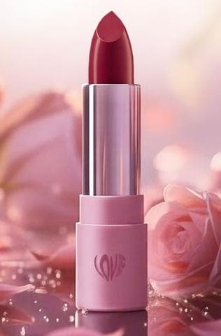 Помада-эликсир для губ Love My Lips