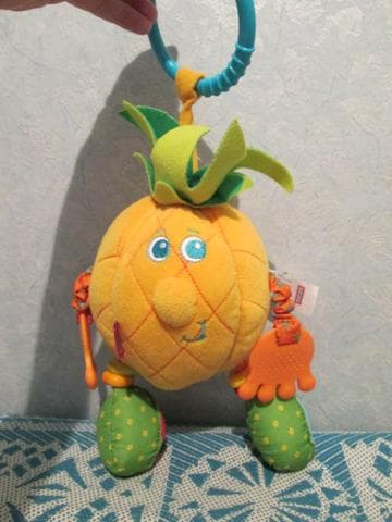 «Ананас» Tiny Love — фото из отзыва «Оригинальный ананас» (1 из 2)