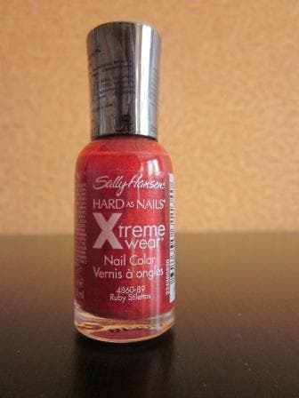 Лак для ногтей Sally Hansen Hard As Nails Xtreme Wear  — фото из отзыва «Пустая трата денег» (3 из 3)