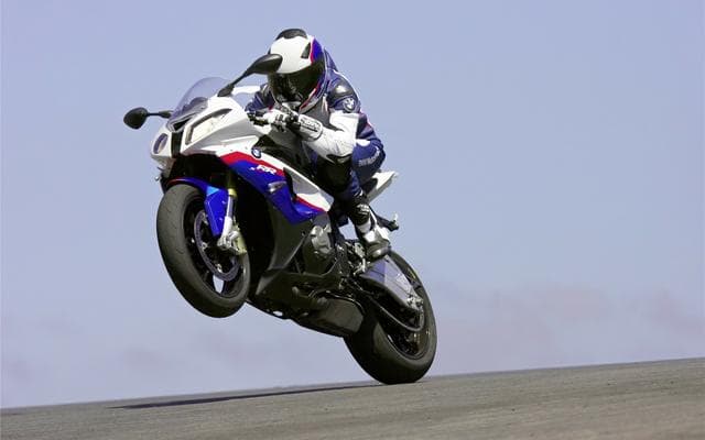 Мотоцикл Suzuki GSXR 600 — фото из отзыва «Просто зверь»