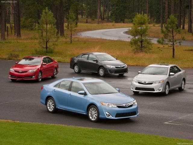 Автомобиль Toyota camru, 2012 г. — фото из отзыва «Машина класс»
