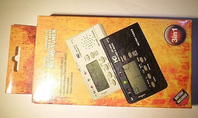Tinydeal Universal LCD Digital Tuner — фото из отзыва «Очень удобный тюнер-метроном» (1 из 13)