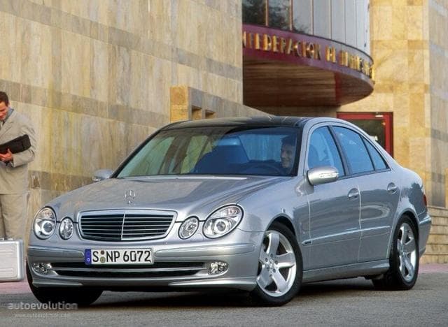 Автомобиль Mercedes-Benz E220, 2010 г. — фото из отзыва «Офигенная» (1 из 4)