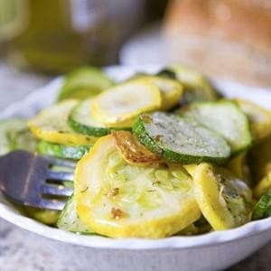 Оладьи из цукини с чесноком — фото из отзыва «Просто и вкусно»