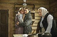 Сериал "ВЧЕРА ЗАКОНЧИЛАСЬ ВОЙНА" (2010) — фото из отзыва «Послевоенный фильм о жизни советских людей.» (2 из 3)