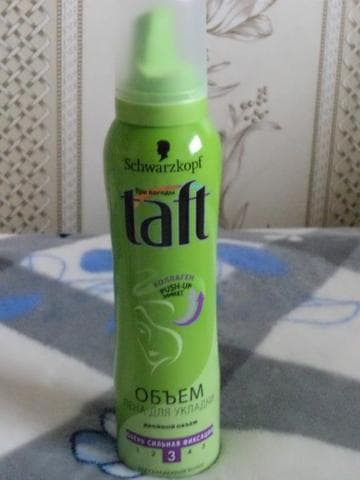 Пена для укладки Schwarzkopf Taft — фото из отзыва «Придает волосам объем»