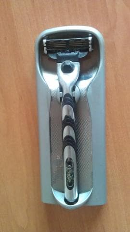Бритвенный станок Gillette Mach 3 — фото из отзыва «Очень рада, что начала им пользоваться» (1 из 3)
