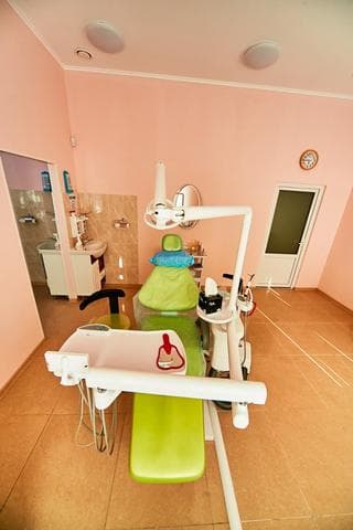 Стоматологическая клиника Лари Дент, Симферополь — фото из отзыва «Хорошая стоматология в Симферополе» (2 из 2)