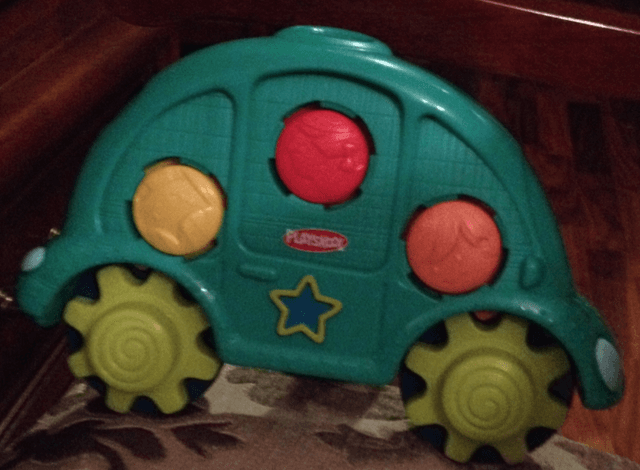 Машинка и шестеренки Playskool — фото из отзыва «Машинка, которая не надоест малышу»