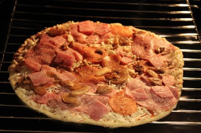 Пицца Ristorante Speciale Dr.Oetker — фото из отзыва «Пицца Dr. Oetker  Ristorante мега вкусная» (2 из 3)