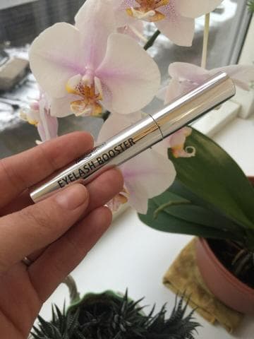 Сыворотка Eyelash booster  — фото из отзыва «Густые ресницы»