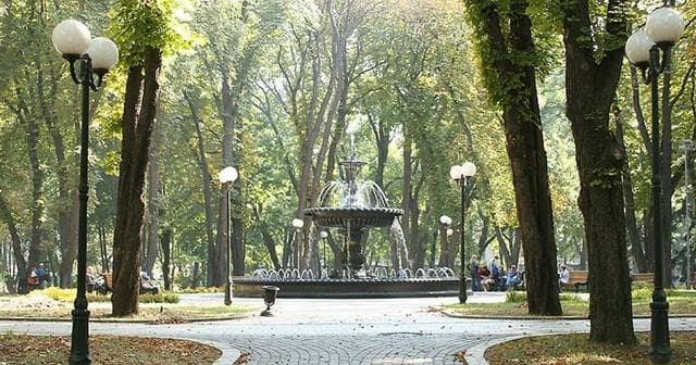 Киев, Украина — фото из отзыва «Мариинский парк - Красивый, чистый, уютный парк» (1 из 3)