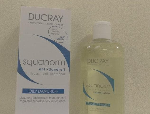 Шампунь Ducray SQUANORM — фото из отзыва «Шампунь DUCRAY SQUANORM против жирной перхоти»