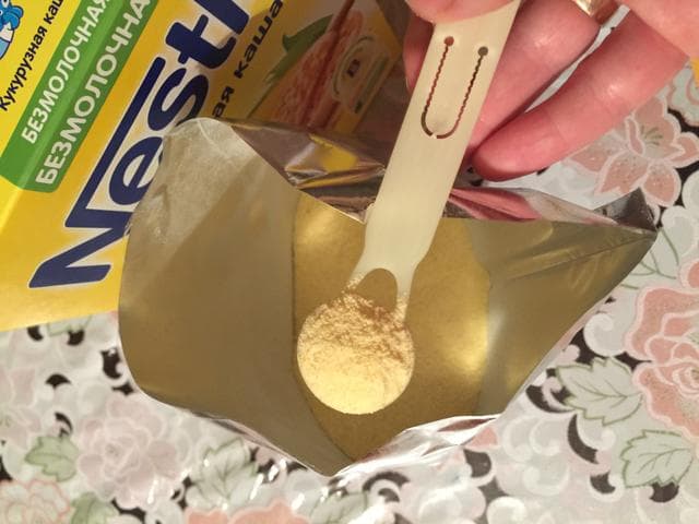 Каши безмолочные Nestle — фото из отзыва «Первый прикорм с пользой и удовольствием» (1 из 2)