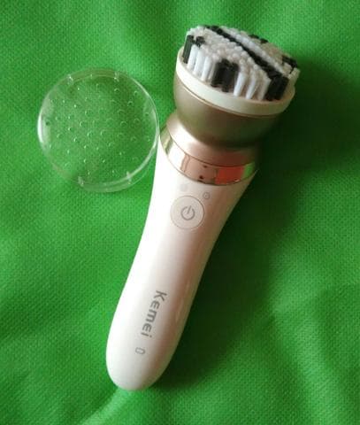 Эпилятор Kemei KM-8001 — фото из отзыва «5 в 1 это супер!»